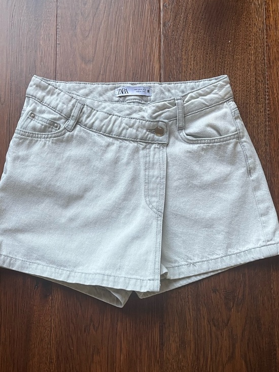 Zara Pants - Zara Light Gray Mini Denim Skort Size Small